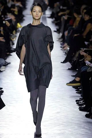 Look 16